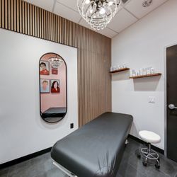 Hello Sugar | Phoenix Cityscape Brazilian Wax & Sugar Salon