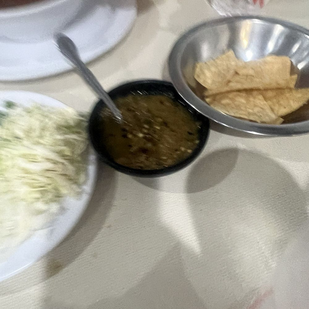 Familia Loritos - Chips and salsa complementary - Mexican Near Me - Phoenix, Arizona Familia Loritos - Chips and salsa complementary - Mexican Near Me - Phoenix, Arizona