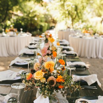 Ash + Oak - Lovely centerpieces - Florists Near Me