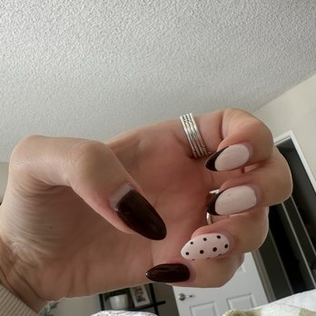 The Finest Nails and Spa - Nail Salons Near Me - Costa Mesa, California