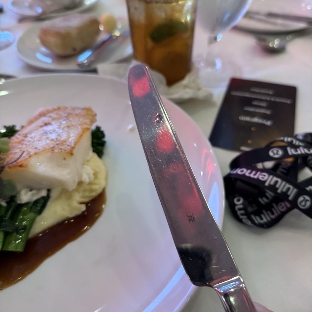 Balboa Bay Resort - Non steak knife for steak - Resorts Near Me - Newport Beach, California Balboa Bay Resort - Non steak knife for steak - Resorts Near Me - Newport Beach, California