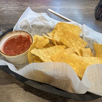 Gusgueras Deliciosas - Chips and salsa - Mexican Near Me - Greensboro, North Carolina Gusgueras Deliciosas - Chips and salsa - Mexican Near Me - Greensboro, North Carolina