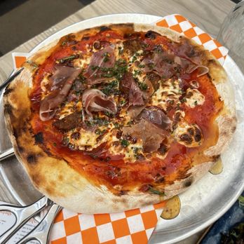 Bar Fuoco - Il Re pizza - Argentine Near Me - Chagrin Falls, Ohio