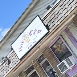 Three Wishes Bakery - Outside of building