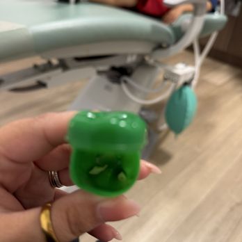 Sunray Pediatric Dentistry - Baby teeth extraction - Pediatric Dentists Near Me - San Diego, California Sunray Pediatric Dentistry - Baby teeth extraction - Pediatric Dentists Near Me - San Diego, California