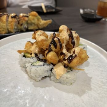 Bei - Lobster Tempura Roll - Sushi Bars Near Me - Scottsdale, Arizona