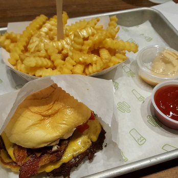 Shake Shack Austin, Domain - Burgers Near Me - Austin, Texas Shake Shack Austin, Domain - Burgers Near Me - Austin, Texas