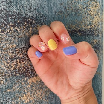COCO NAIL SALON - Nails - Nail Salons Near Me - Oak Park, Illinois