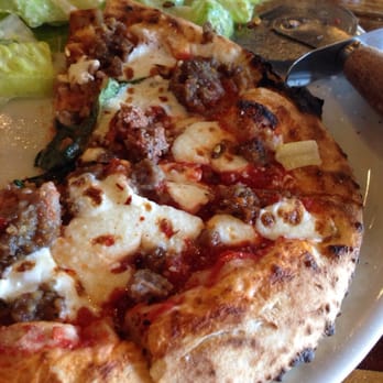 Ciao Baby - Lunch special - pizza margherita with sausage and Cesar salad - Pizza Near Me - Collierville, Tennessee