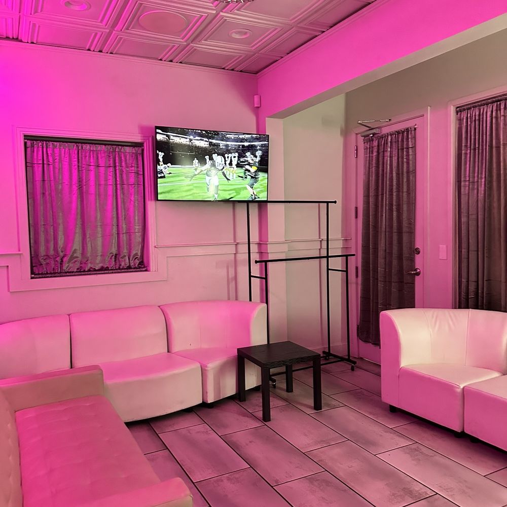 Epic Events Center - Lounge area - Venues & Event Spaces Near Me - Rancho Cucamonga, California