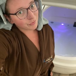 Abundant Health Float and Day Spa - My first Float Pod sesh was a success!