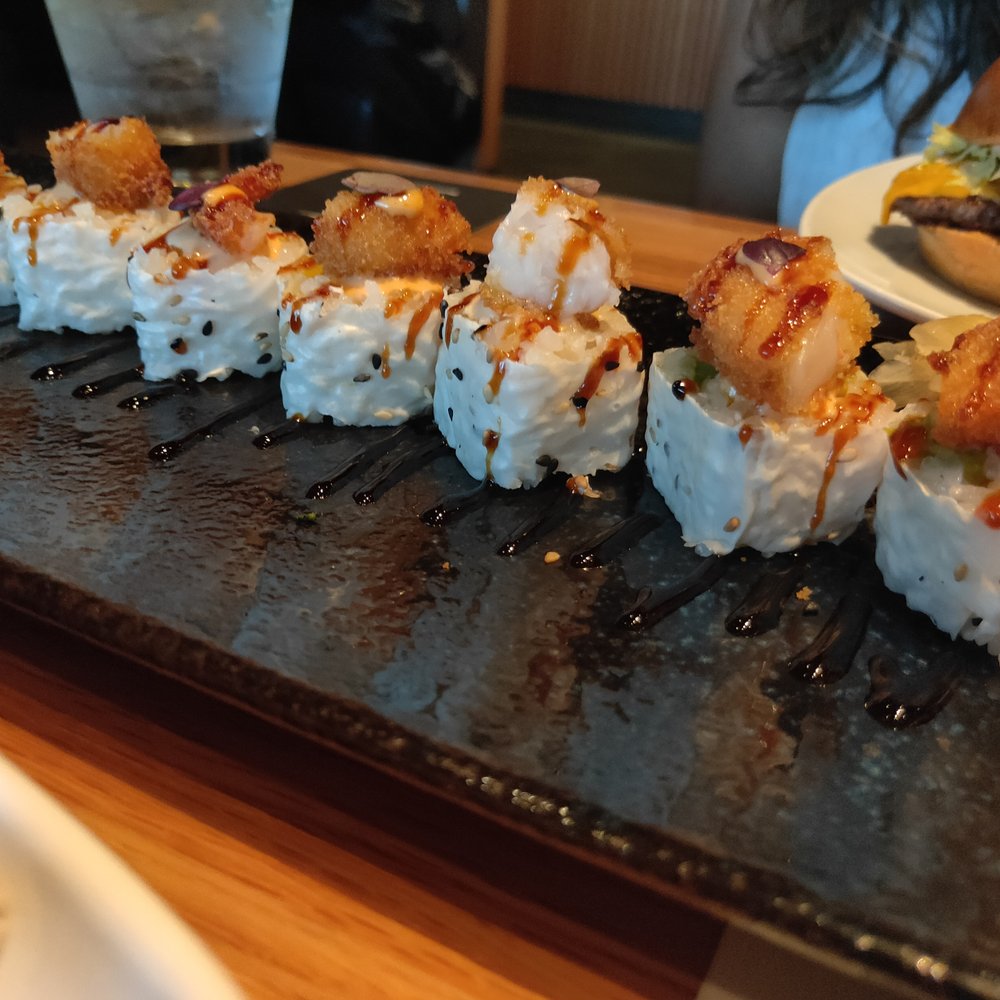 Cactus Club Cafe - Shrimp prawn crunch (totally worth the price!) - Cocktail Bars Near Me - Ottawa, Ontario