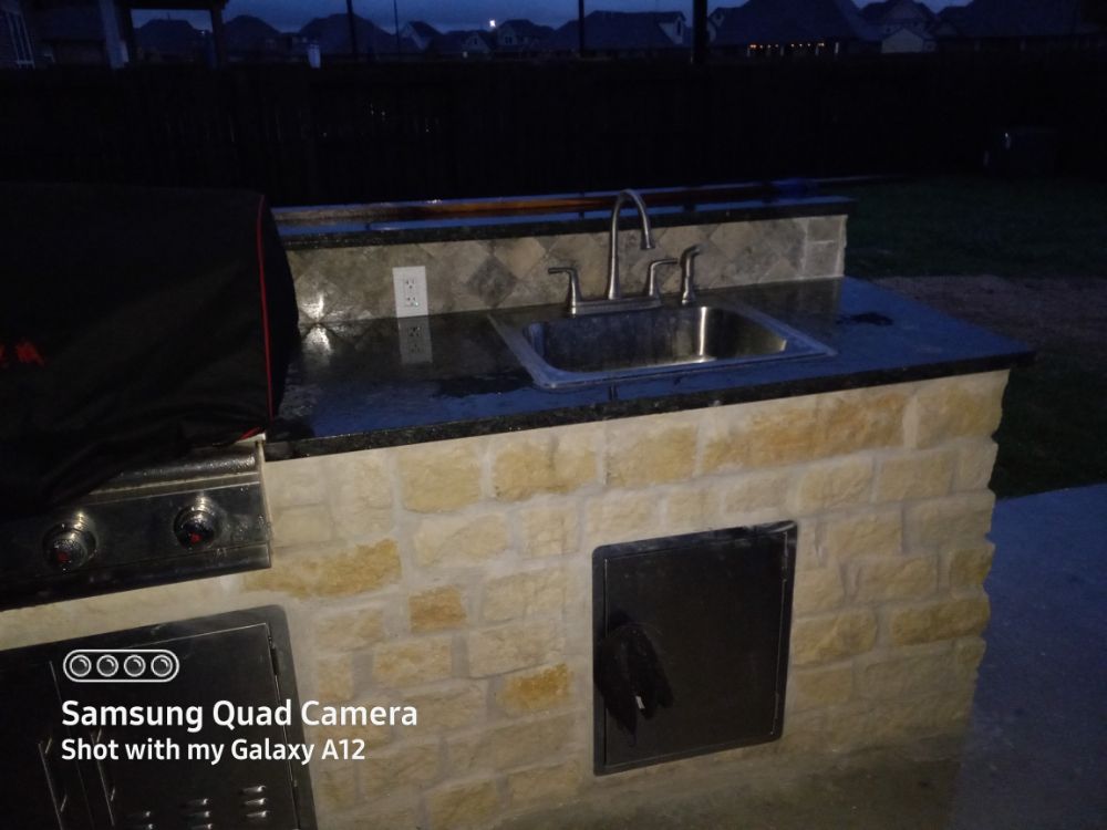 Slide of R&J Perez General Contractors