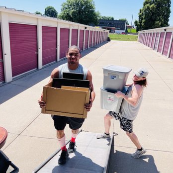 T Square Movers - Moving - Movers Near Me - Lincoln, Nebraska T Square Movers - Moving - Movers Near Me - Lincoln, Nebraska