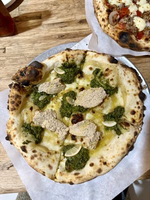 Nonavo Pizza by null