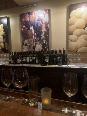 California Wine Merchant by null