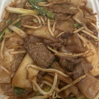 Golden Garden - Beef chow fun $13.99 - Chinese Near Me - Sacramento, California Golden Garden - Beef chow fun $13.99 - Chinese Near Me - Sacramento, California