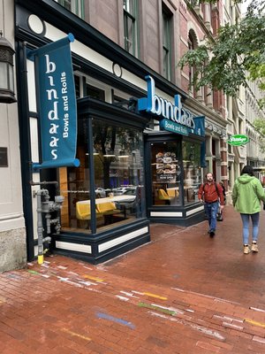 Bindaas Bowls & Rolls by null