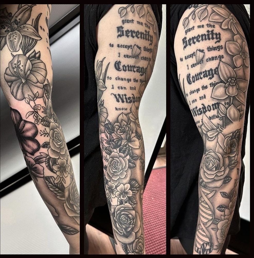 MacKenzies Tattoo Logo