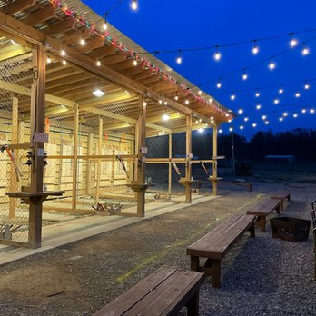 865 Axe Throwing - Axe Throwing Near Me - Knoxville, Tennessee 865 Axe Throwing - Axe Throwing Near Me - Knoxville, Tennessee