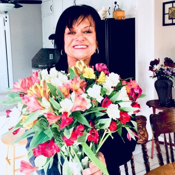 Lake Lanier Smiles - I have been so happy with my new team of cosmetic dentist Lanier Smile beautiful flowers were a wonderful surprise after my surgery A++ - General Dentistry Near Me - Buford, Georgia Lake Lanier Smiles - I have been so happy with my new team of cosmetic dentist Lanier Smile beautiful flowers were a wonderful surprise after my surgery A++ - General Dentistry Near Me - Buford, Georgia
