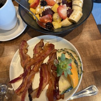 Moxies - açaí bowl - New American Near Me - Boston, Massachusetts Moxies - açaí bowl - New American Near Me - Boston, Massachusetts