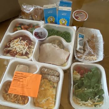 Bloomfield Township Senior Services - What's in each bag for Thanksgiving! - Senior Centers Near Me - Bloomfield Township, Michigan