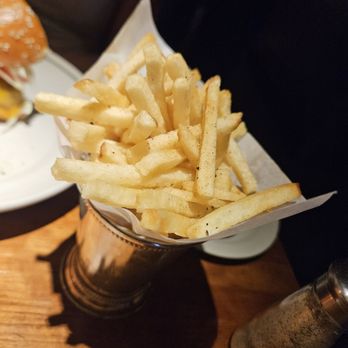 Houston's Restaurant - New American Near Me - Irvine, California