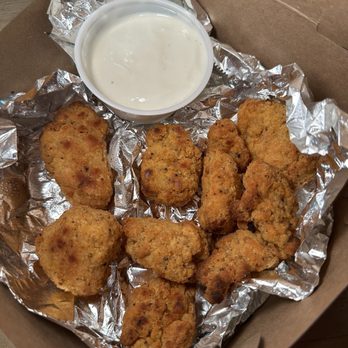 D P Dough - Chicken 1/2 Pound D.P. Dunkers - Pizza Near Me - Fairfield, Connecticut D P Dough - Chicken 1/2 Pound D.P. Dunkers - Pizza Near Me - Fairfield, Connecticut