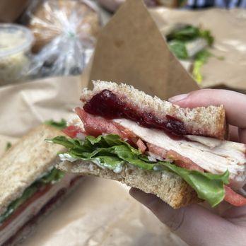 THE VERMONT COUNTRY DELI - Updated October 2025 - 284 Photos & 313