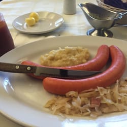 Comida alemana a la vieja usanza. Fue fundado en 1975!
