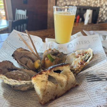 Drayton Harbor Oyster Company - Grilled Oysters - Live/Raw Food Near Me - Blaine, Washington