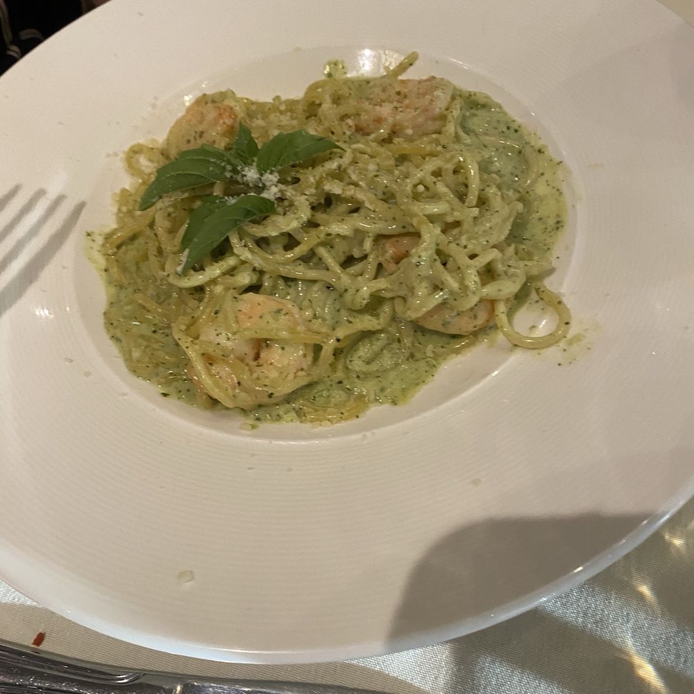 Limoncello Naples - Taglioni shrimp pesto - Italian Near Me - Naples, Florida