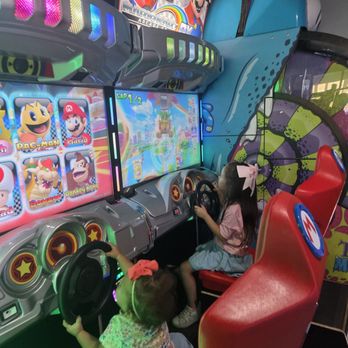 Chino Hills Pizza Co - Games - Pizza Near Me - Chino, California