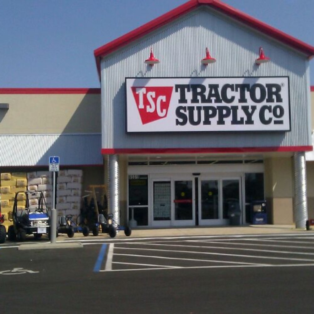 Tractor Supply - Front of the store. Obviously. - Department Stores Near Me - Milton, Florida Tractor Supply - Front of the store. Obviously. - Department Stores Near Me - Milton, Florida