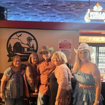 Barn Bar - Wine Bars Near Me - Selma, California Barn Bar - Wine Bars Near Me - Selma, California
