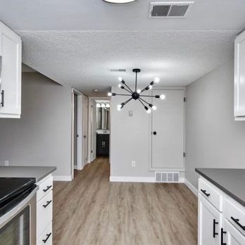 Natural State Design - Flooring, wall coverings, and light fixtures - Handyman Near Me Natural State Design - Flooring, wall coverings, and light fixtures - Handyman Near Me