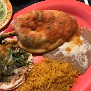 Taqueria Alonzo - Chile Relleno Combination Plate (w/ Chicken Taco) - Mexican Near Me - Albany, Oregon Taqueria Alonzo - Chile Relleno Combination Plate (w/ Chicken Taco) - Mexican Near Me - Albany, Oregon