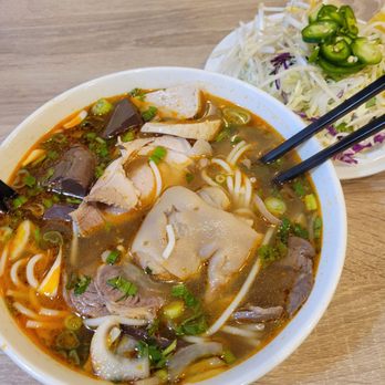 Hue Restaurant - Bun Bo Hue Gio Heo - Vietnamese Near Me - San Jose, California Hue Restaurant - Bun Bo Hue Gio Heo - Vietnamese Near Me - San Jose, California
