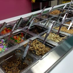 sweetFrog Premium Frozen Yogurt
