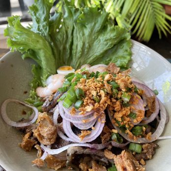 Anh and Chi - Soy Tossed Noodle (5/5) - Vietnamese Near Me - Vancouver, British Columbia