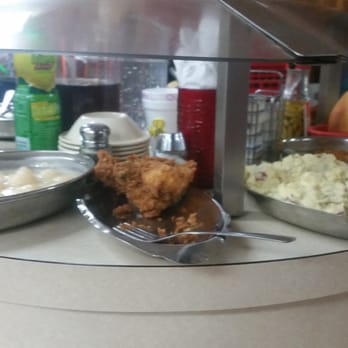 Bea's Restaurant - Great experience, if im ever come back to Chattanooga I WILL BE BACK!! - Southern Near Me - Chattanooga, Tennessee