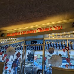 SugarBot Creamery/Little O's Soda Shop