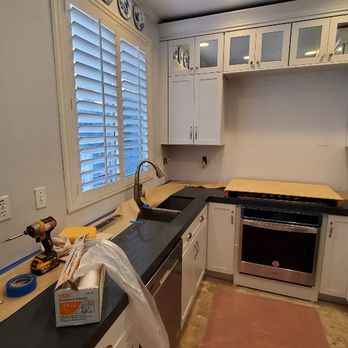 Total Property Maintenance - Before backsplash - General Contractors Near Me - Rancho Santa Marga, California Total Property Maintenance - Before backsplash - General Contractors Near Me - Rancho Santa Marga, California