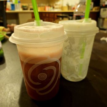 Green Shaker by Ten Ren - Earl Grey Milk Tea Strawberry Iced Tea - Bubble Tea Near Me - Eastvale, California Green Shaker by Ten Ren - Earl Grey Milk Tea Strawberry Iced Tea - Bubble Tea Near Me - Eastvale, California