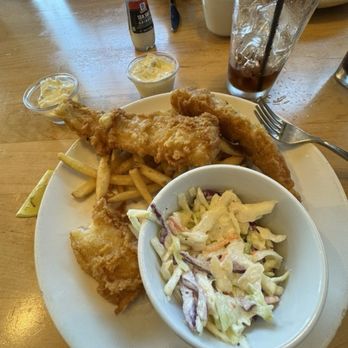 Society Burger - Fish and chips - Salad Near Me - Broken Arrow, Oklahoma Society Burger - Fish and chips - Salad Near Me - Broken Arrow, Oklahoma