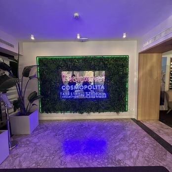 Hotel Cosmopolita - Front Entrance - Hotels Near Me - Rome, RM Hotel Cosmopolita - Front Entrance - Hotels Near Me - Rome, RM