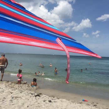 Carlin Park - Chillin at the beach! - Parks Near Me - Jupiter, Florida