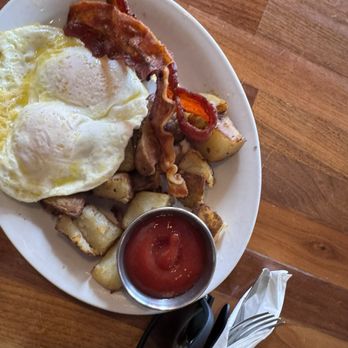 Cafe De Olla - American Near Me - Burbank, California Cafe De Olla - American Near Me - Burbank, California