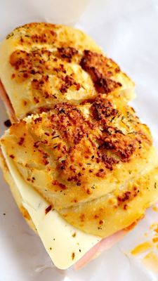 The Baker's Mark by null